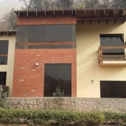 CASA RESIDENCIAL EN CHOSICA 