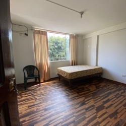 ALQUILO HABITACIÓN EN SANTIAGO DE SURCO