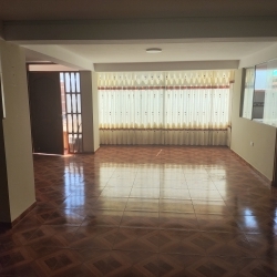 Se vende departamento amplio a buen precio 