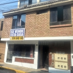 Vendo casa por motivo de viaje