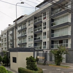 Venta de Dpto Flat en Calle Los Sauces, cdra.1, Santiago de Surco, Lima.