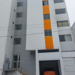 ALQUILO DPTO ESTRENO CON ASCENSOR VISTA EXTERIOR