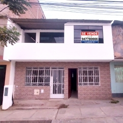 VENTA DE CASA A $98,000 EN VILLA EL SALVADOR