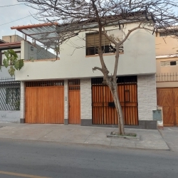 Alquilo Habitación en San Juan de MIraflores
