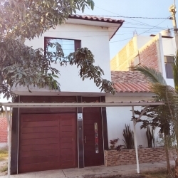 Vendo Casa en zona privilegiada de Castilla Piura 