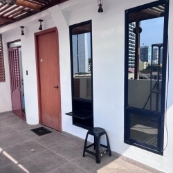Alquilo minidepa 1700 soles, 6to piso sin ascensor