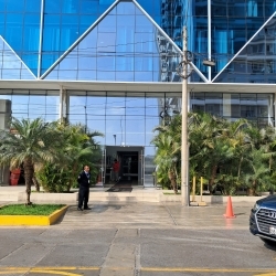 Alquilo Oficina en Santa Catalina