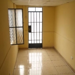 HABITACIÓN ALQUILO FRENTE AL CENTRO COMERCIAL RISSO, LINCE