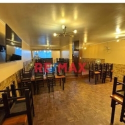  VENDO HERMOSA PROPIEDAD EN URB. PRIMAVERA DE 220 M2 EXCELENTE UBICACIÓN PRIMAVERA (TRUJILLO)