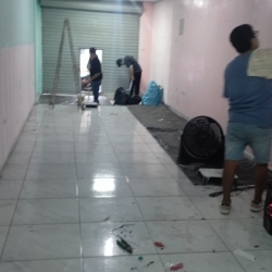 ALQUILO LOCALES COMERCIALES DE 120 M2 DE 150 M2 Y 200 M2 EN URB SANTA INÉS 